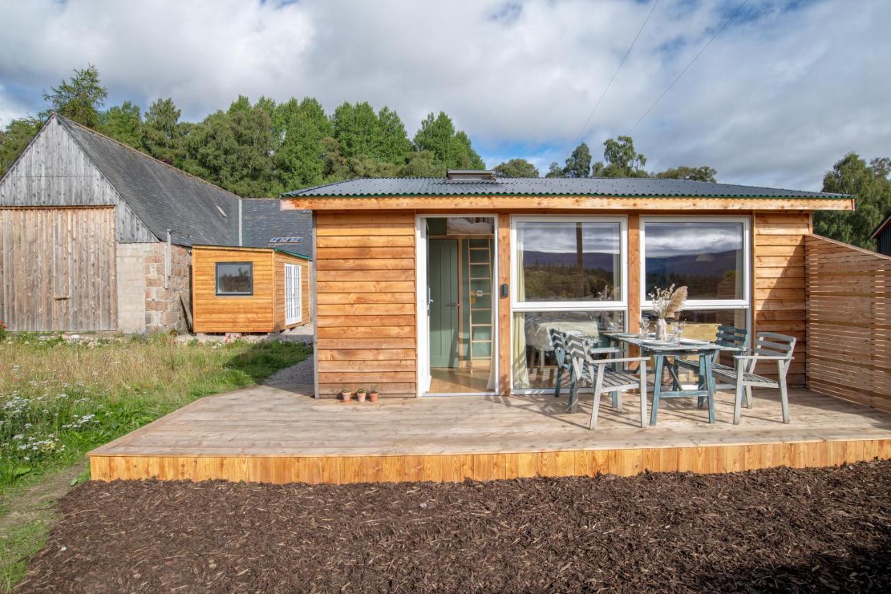 Alba - Charming Boutique Forest View Cabin With Hot Tub In Ballater Luaran gambar
